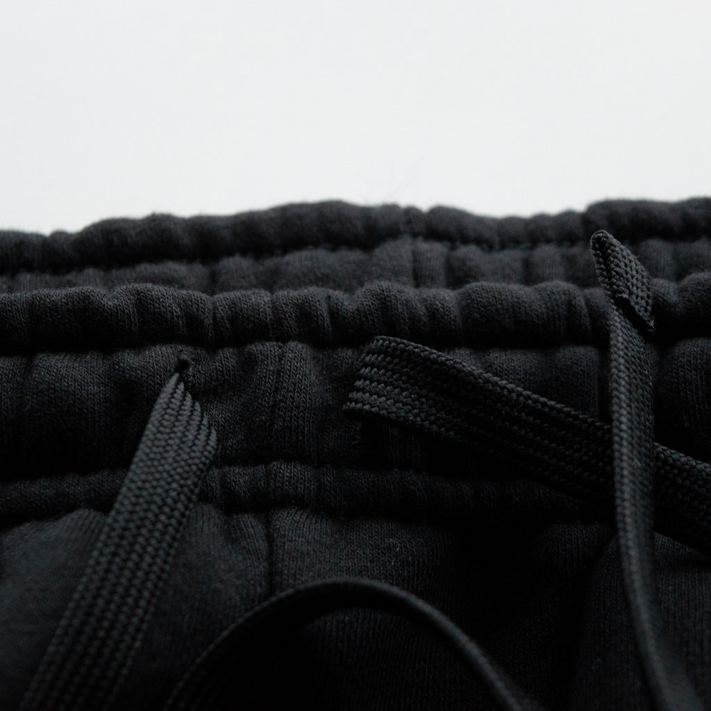 EA Basic Sweats - Black