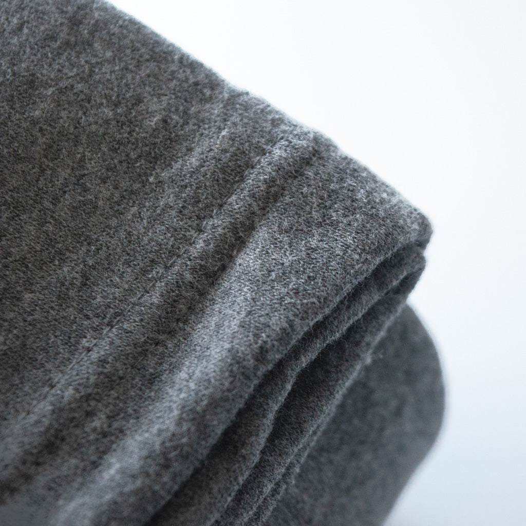 EA Basic Sweatshirt Blanket