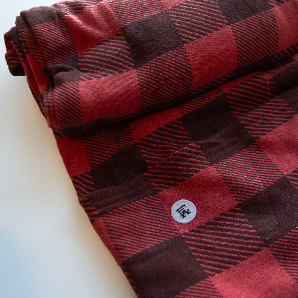 EA Basic Pillow Blanket