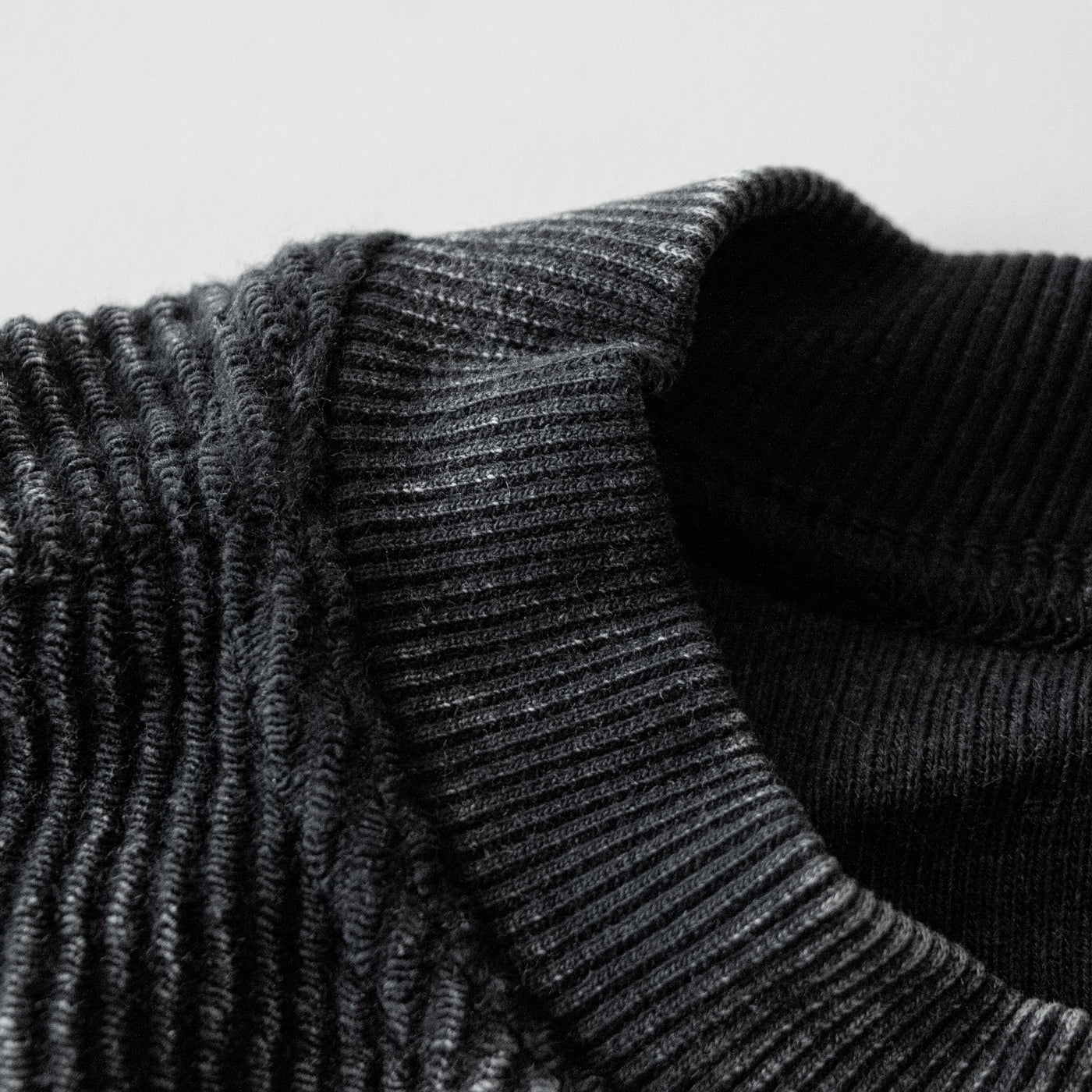 Erie Horizon Textured Sweatshirt